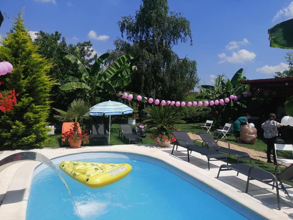 Casa Mona Villa Oradea Buitenkant foto